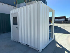 White Modified 10ft Shipping Container with AC